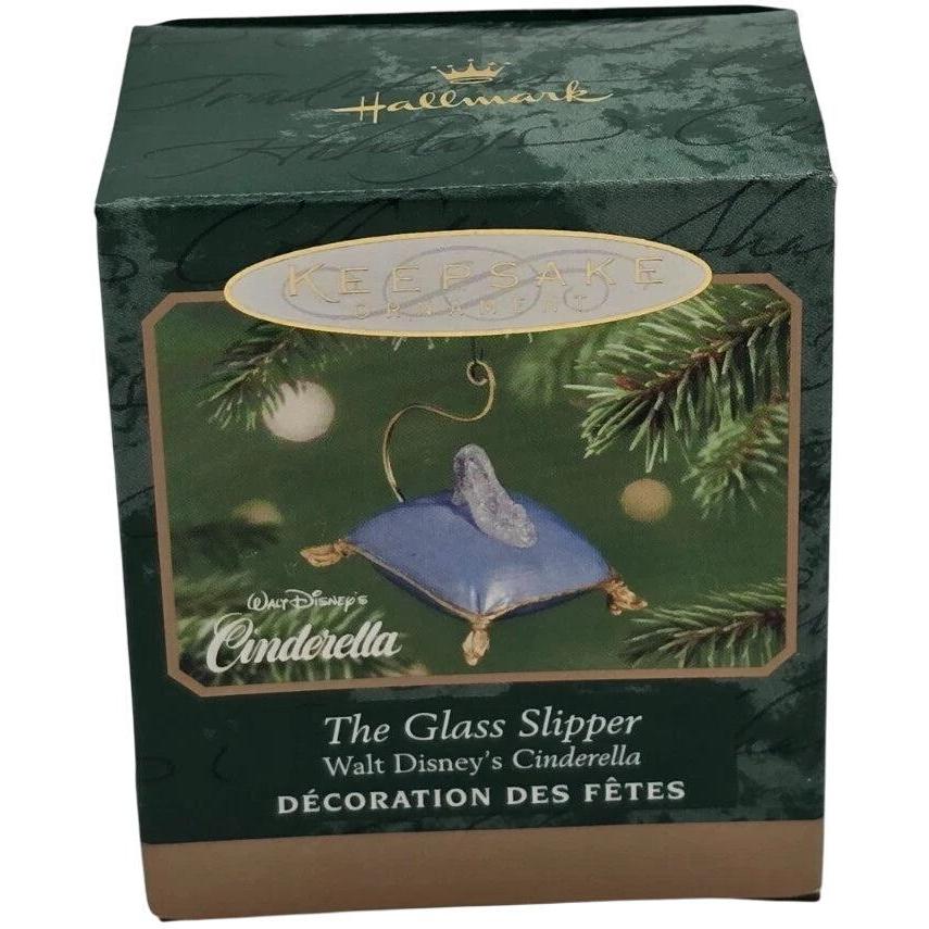 2001 The Glass Slipper Hallmark Ornament (Cinderella) QXD4182