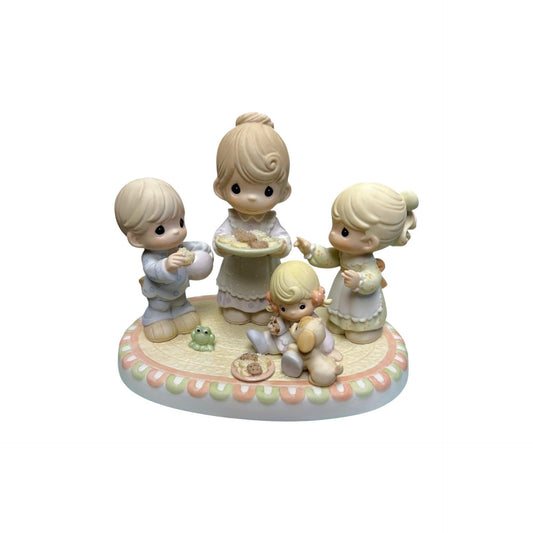 2001 We Have The Sweetest Times Together Century Circle Precious Moments 261580 Image1
