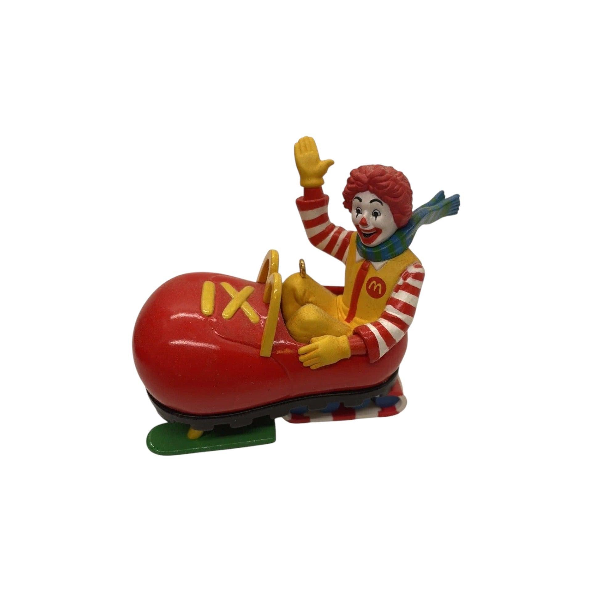 2002 “100 Smiles an Hour” (McDonald’s) Carlton Cards Heirloom Ornament CXOR-059G Image1