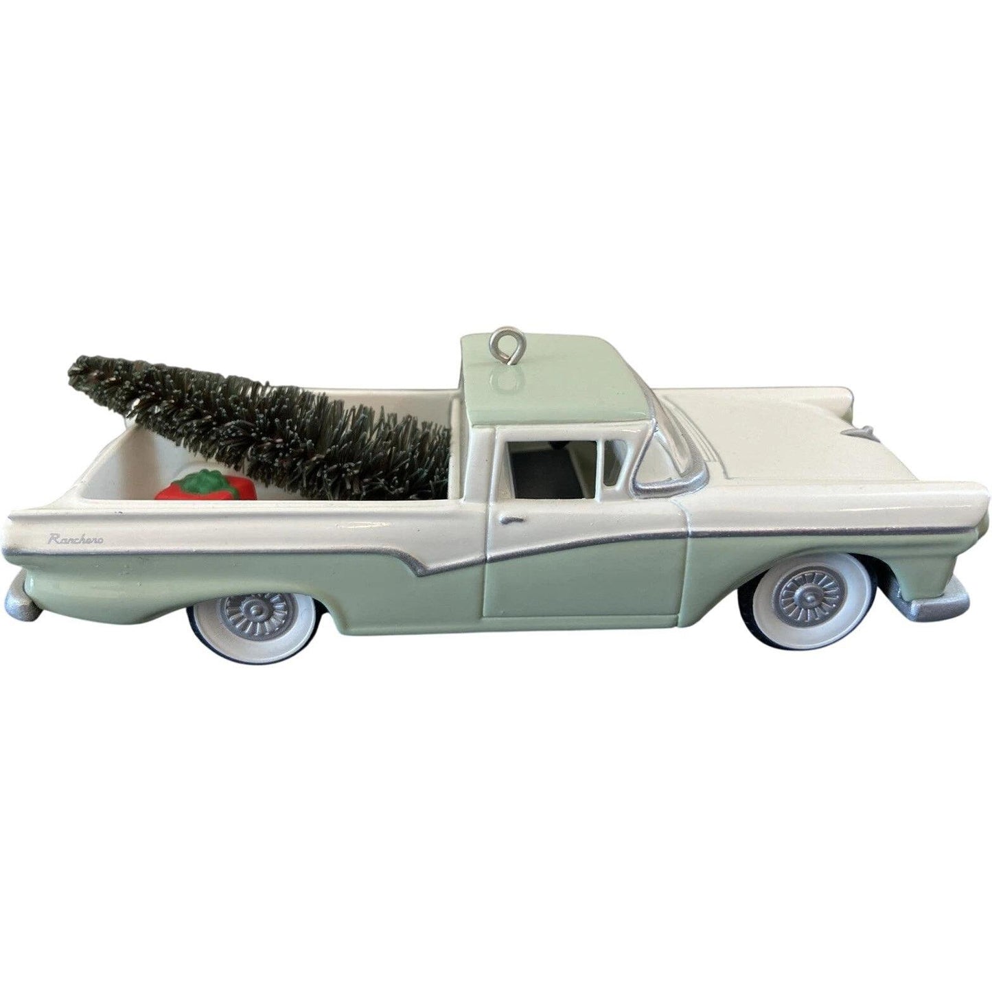 2002 1957 Ford Ranchero Hallmark Ornament (All-American Trucks) QX8066