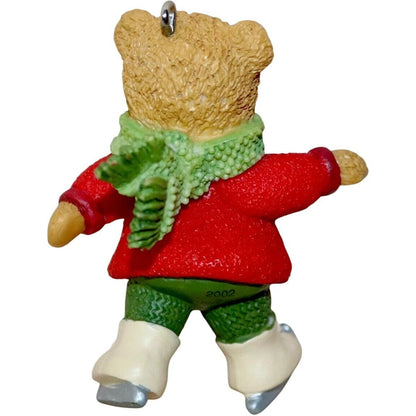 2002 Gracie Skates Hallmark Ornament (Snow Cub Club) QRP4643