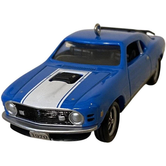 2002 (1970) Ford Mach I Mustang (Classics American Cars)