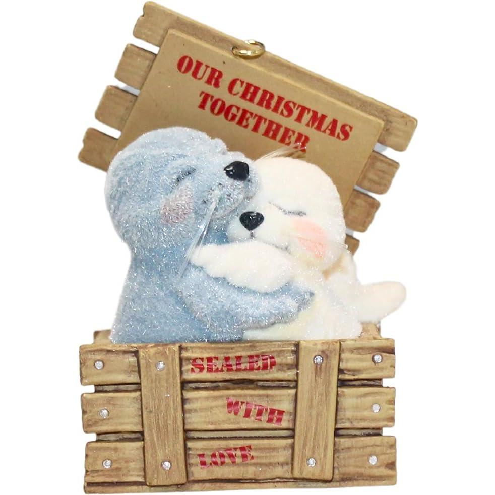 QX8623 2002 Our Christmas Together (Our Christmas Together) Image1