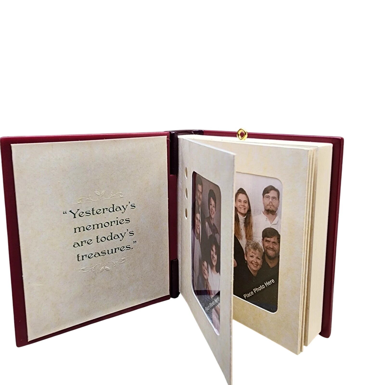 2002 A Year to Remember 2002 Hallmark Ornament (Photo Holder) QX2813