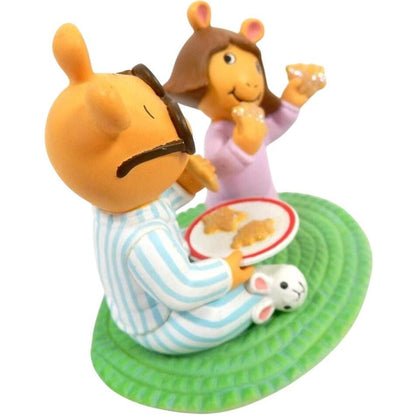 2002 Arthur and D.W. Hallmark Ornament (A Perfect Christmas!) QX8843