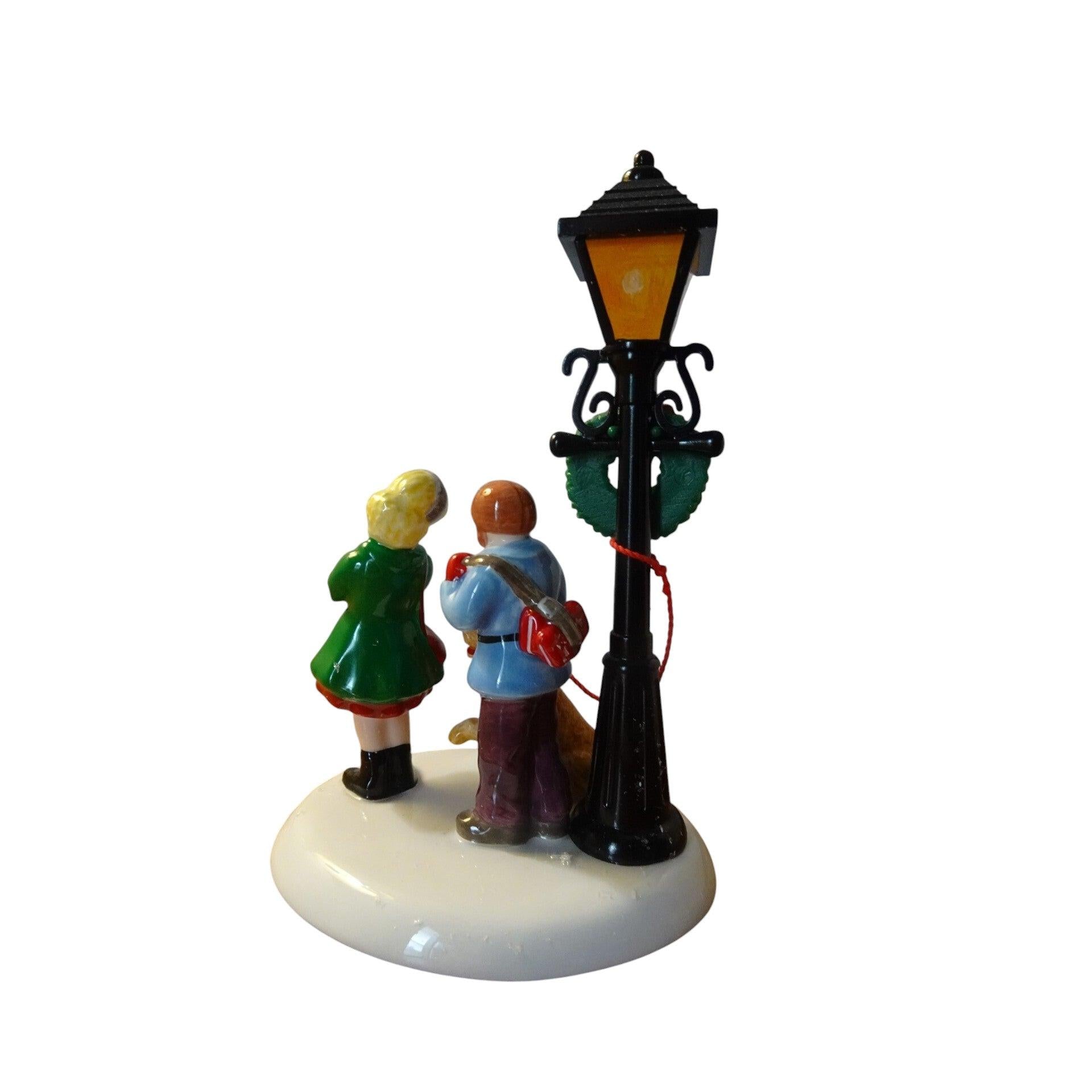 2002 Best Friends – The Original Snow Village Department 56 #56.55176 55176 Image4