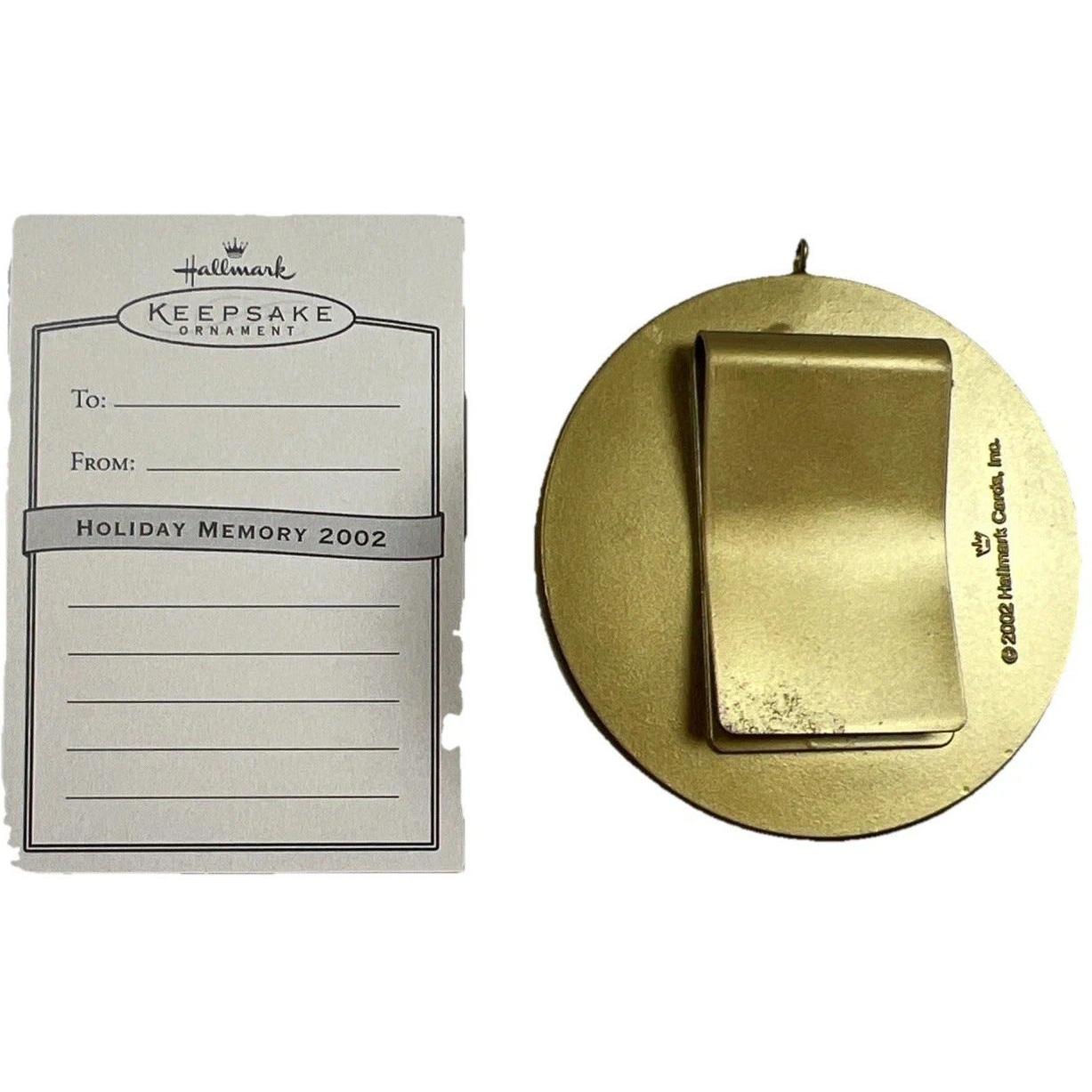 2002 Christmas Tree Gift Clip Hallmark Ornament (Santa Claus) QX2896