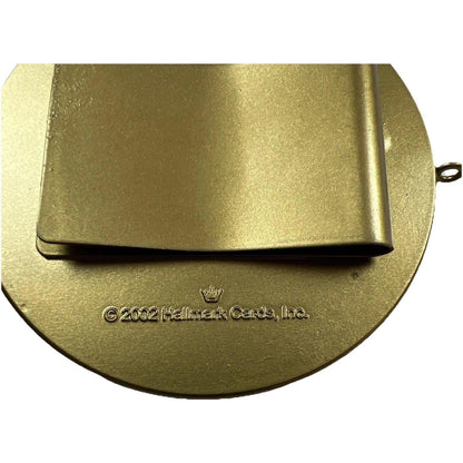 2002 Christmas Tree Gift Clip Hallmark Ornament (Santa Claus) QX2896