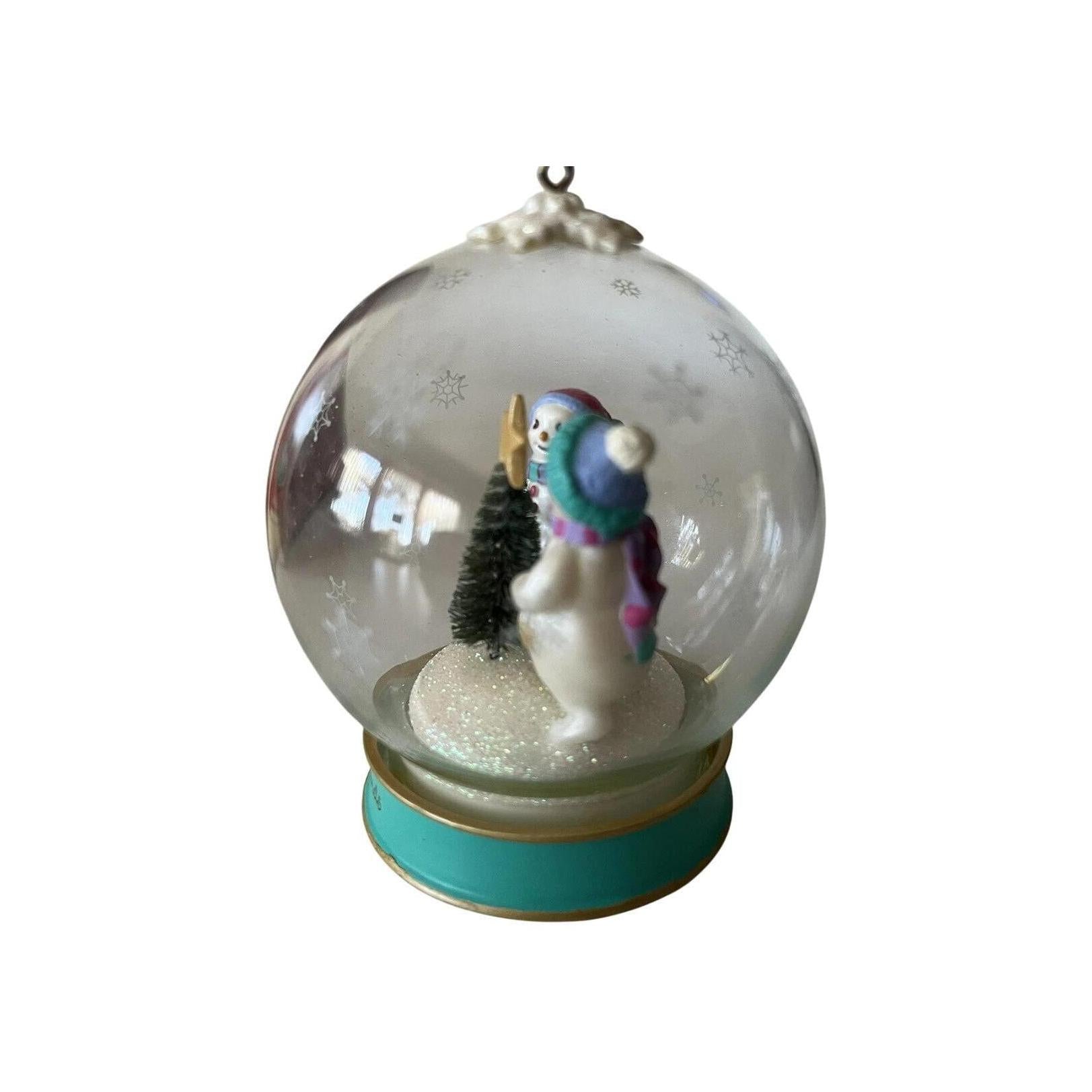 2002 Cool Friends Hallmark Ornament (Snowman) QX8706 Image3