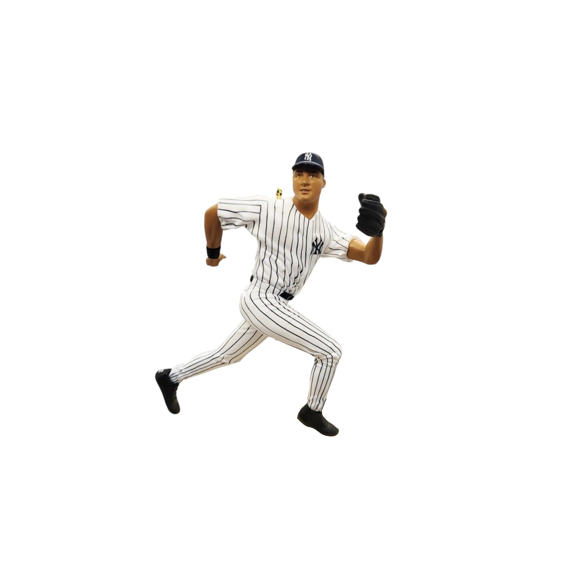 2002 Derek Jeter Hallmark Ornament (At the Ballpark) QXI5242 Image1