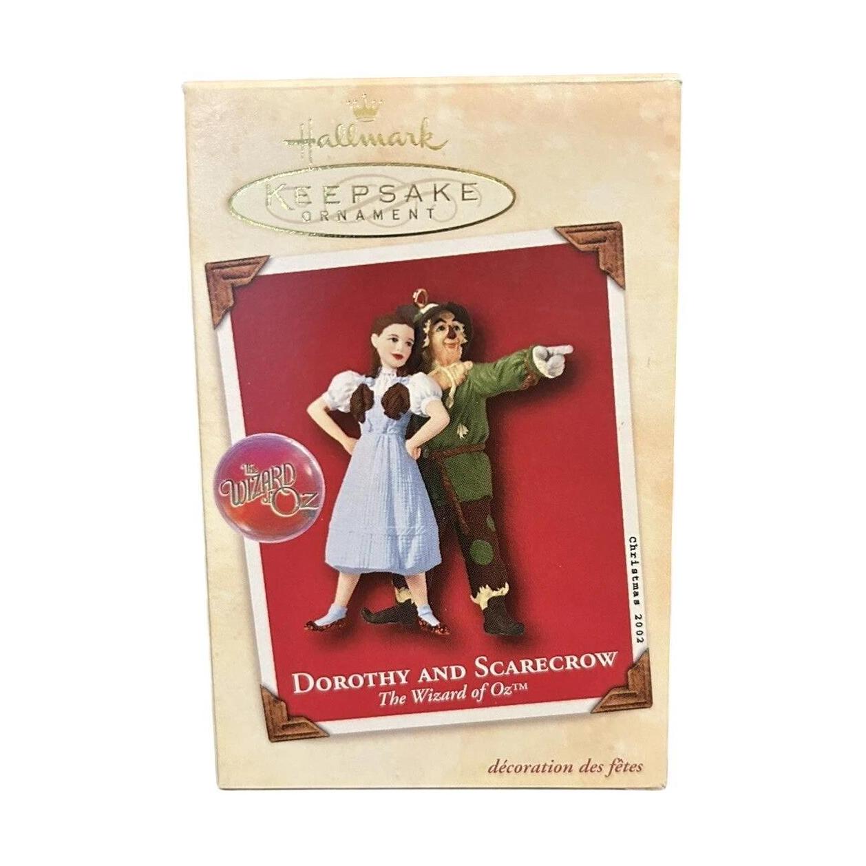 2002 Dorothy and Scarecrow Hallmark Ornament (The Wizard of Oz) QX8246 Image2