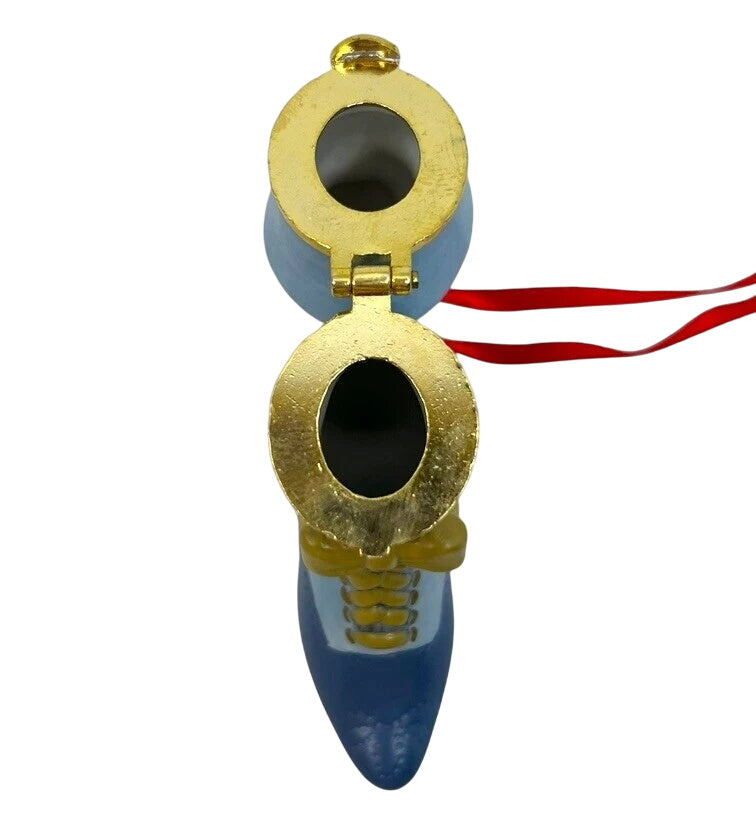 2002 Fashion Afoot #3 Hallmark Ornament (Fashion Afoot) QX8116