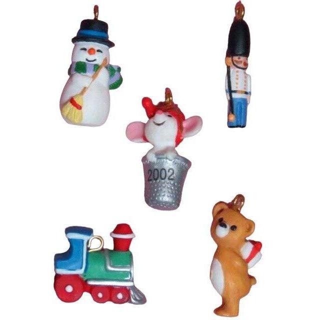 2002 Five Tiny Favorites Hallmark Ornament (Santa's Big Night) QXM4566