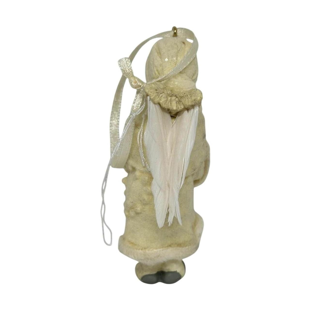 2002 Gentle Angel Hallmark Ornament (Memories of Christmas) QP1426 Image5