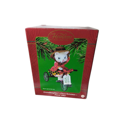 2002 GrandDaughter's First Christmas Carlton Cards Ornaments (Baby's First Christmas) CXOR-050G Image2