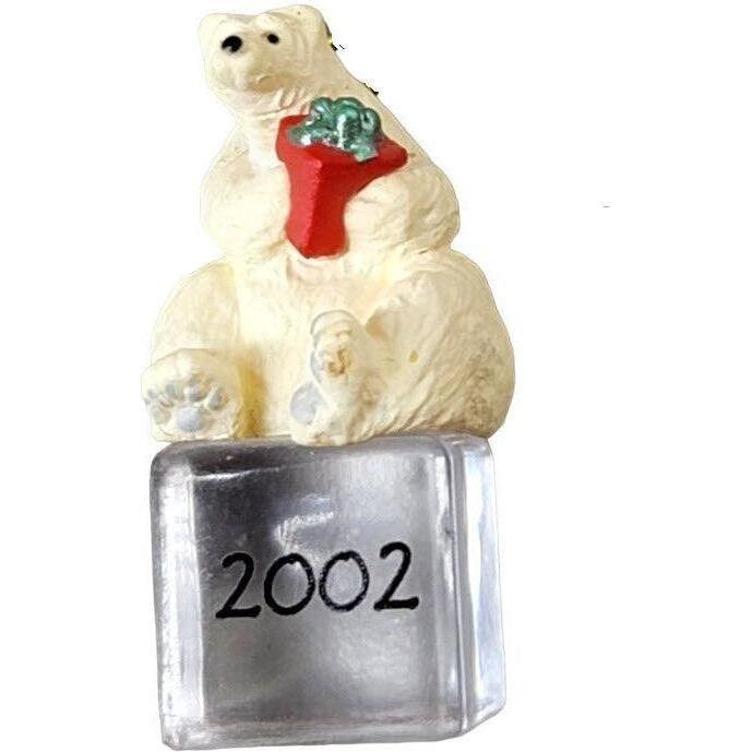 2002 Ice Block Buddies Hallmark Ornament (Polar Bear) QXM4356