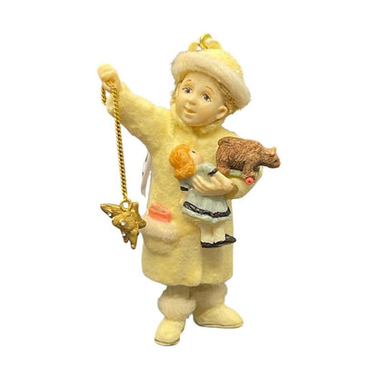 2002 Joyous Angel Hallmark Ornament (Memories of Christmas) QP1433 Image1
