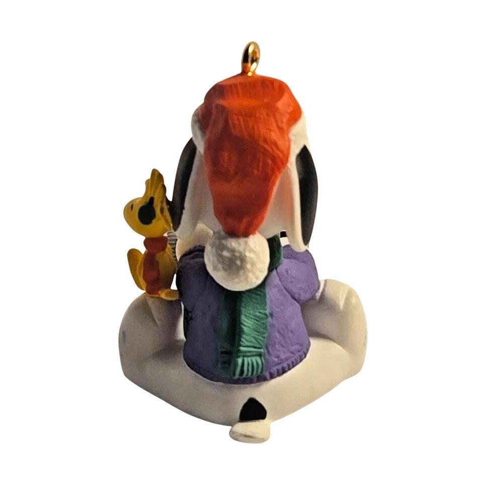 2002 Literary Ace Hallmark Ornament (Spotlight on Snoopy) QX8043 Image4