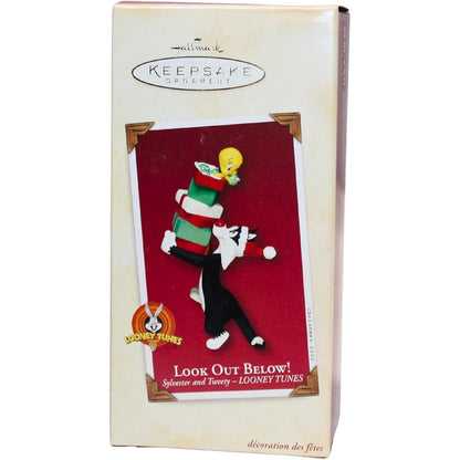 2002 Look Out Below - Sylvester & Tweety Hallmark Ornament (Looney Tunes) QX8273