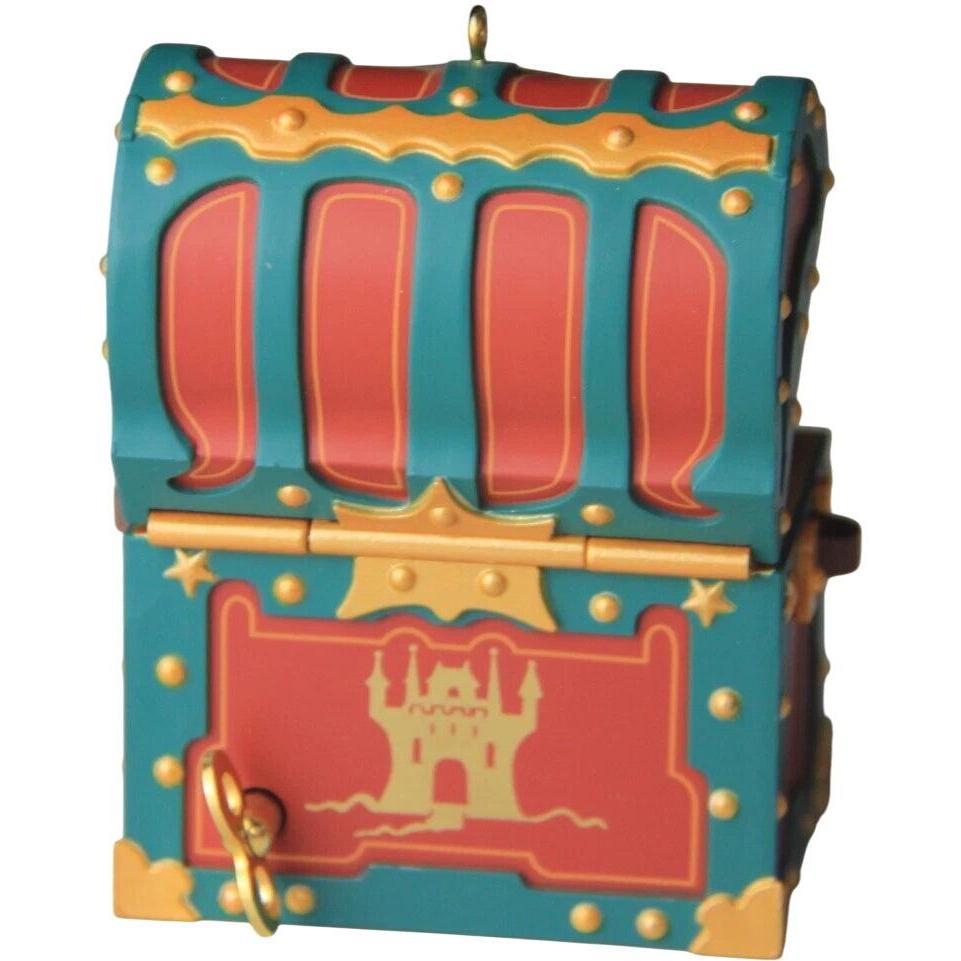 2002 Merry Music Makers Hallmark Ornament (Toys and Games) QX8523