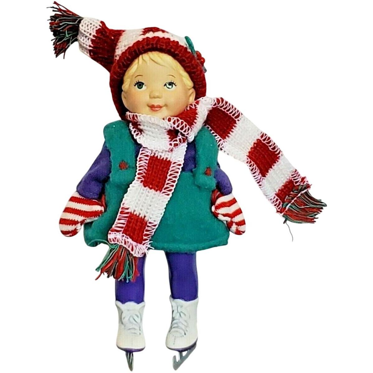 2002 Mistletoe Miss Hallmark Ornament (Mistletoe Miss) QX8113