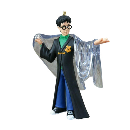 2002 The Invisibility Cloak Hallmark Ornament (Harry Potter and the Sorcerer's Stone) QXI8663 Image1