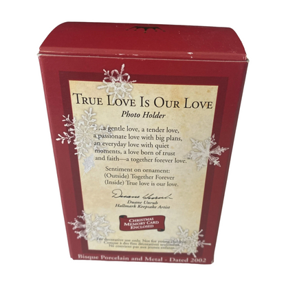 2002 True Love Is Our Love Hallmark Ornament (Photo Holder) QX8923 Image6