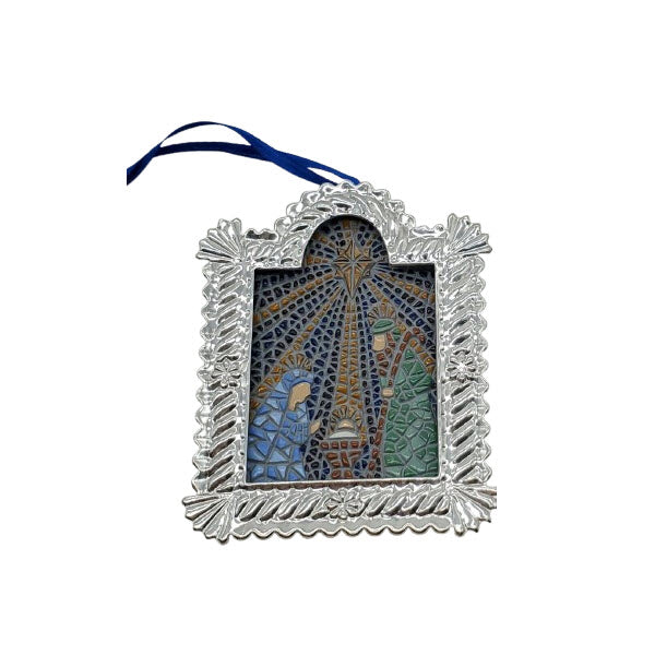 2002 Welcoming The Savior Hallmark Ornament (Nativity) QX8356