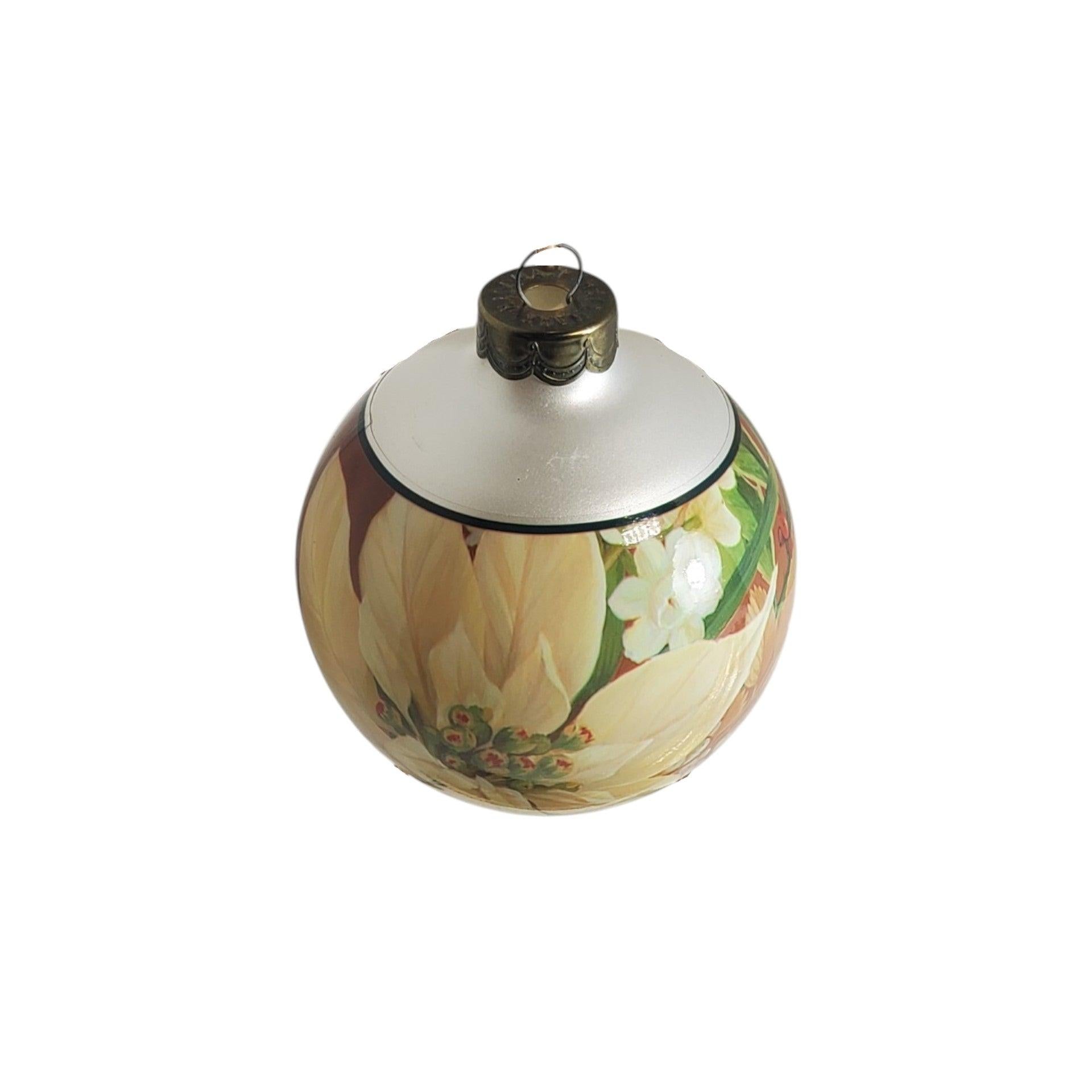 2002 White Poinsettia Hallmark Ornament (Ball) QX2953 Image3