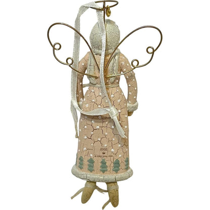 2002 Winter Angel Hallmark Ornament (Memories of Christmas) QP1423