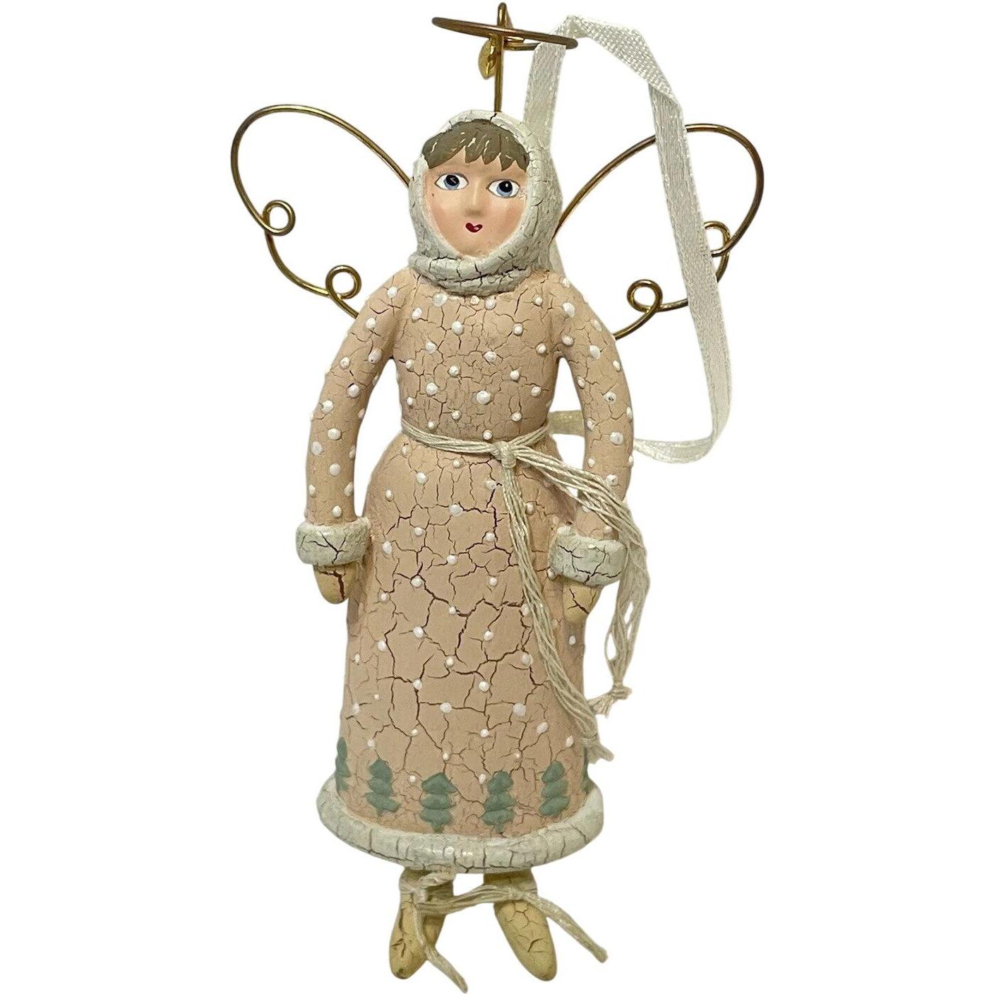 2002 Winter Angel Hallmark Ornament (Memories of Christmas) QP1423