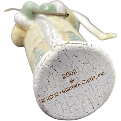 2002 Yuletide Santa Hallmark Ornament (Memories of Christmas) QP1403