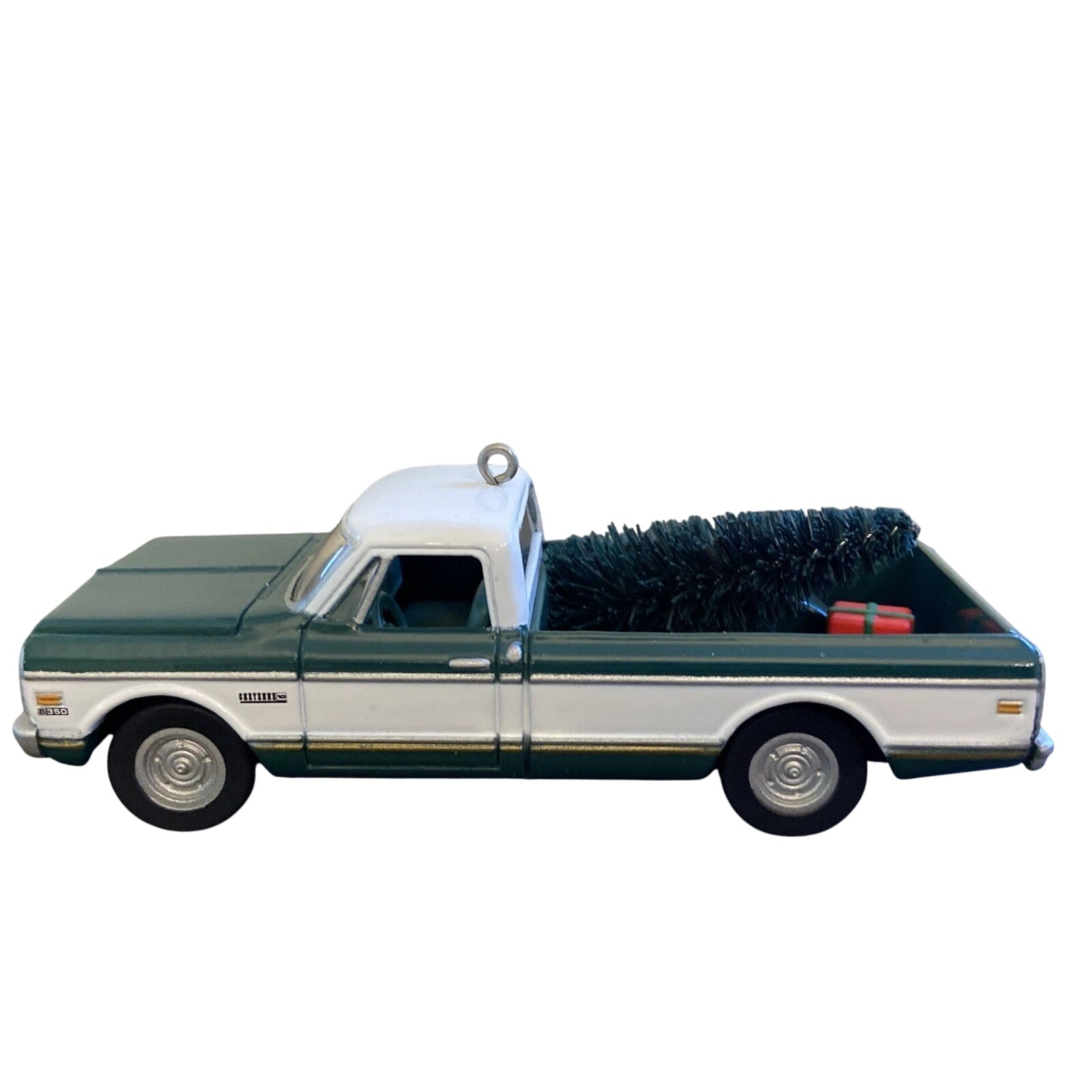 2003 1972 Chevrolet Cheyenne Super Hallmark Ornament (All-American Trucks) QX8117