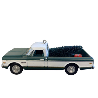 2003 1972 Chevrolet Cheyenne Super Hallmark Ornament (All-American Trucks) QX8117