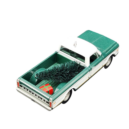 2003 1972 Chevrolet Cheyenne Super Hallmark Ornament (All-American Trucks) QX8117