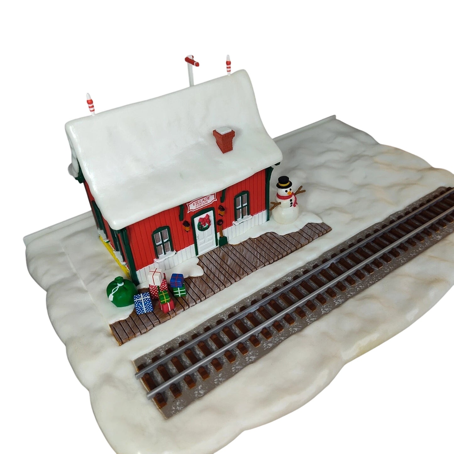 2003 Holiday Special Hallmark Ornament (Lionel) QXC4587