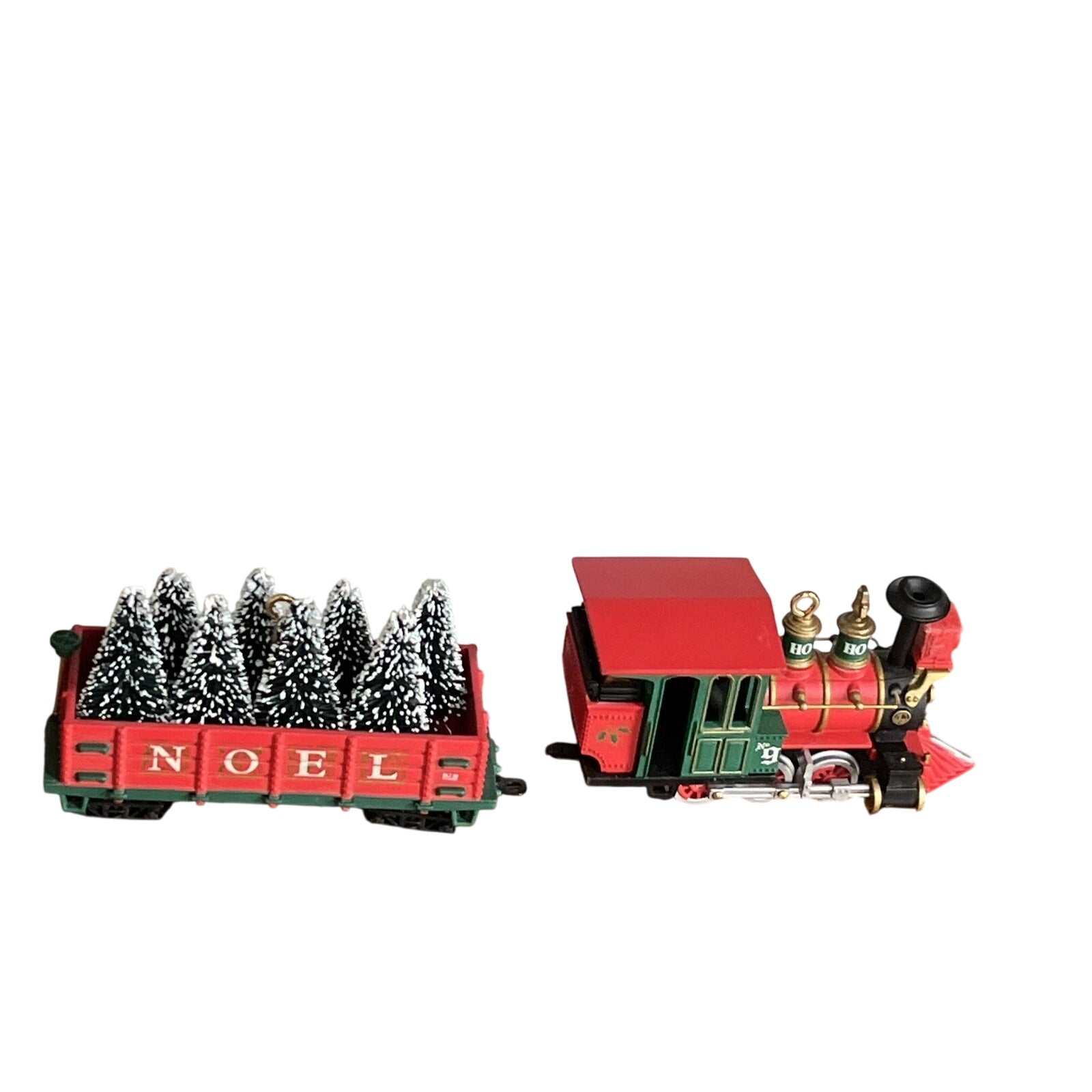 2003 Holiday Special Hallmark Ornament (Lionel) QXC4587