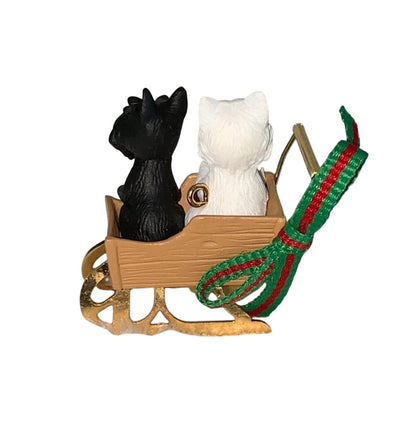 2003 Puppies on the Doorstep Hallmark Ornament (Animal) QXM4989