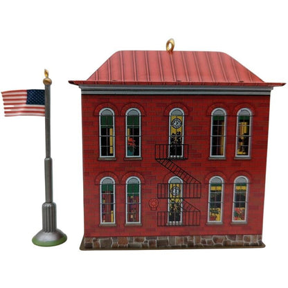 2003 Schoolhouse and Flagpole Hallmark Ornament (Town and Country) QX8247