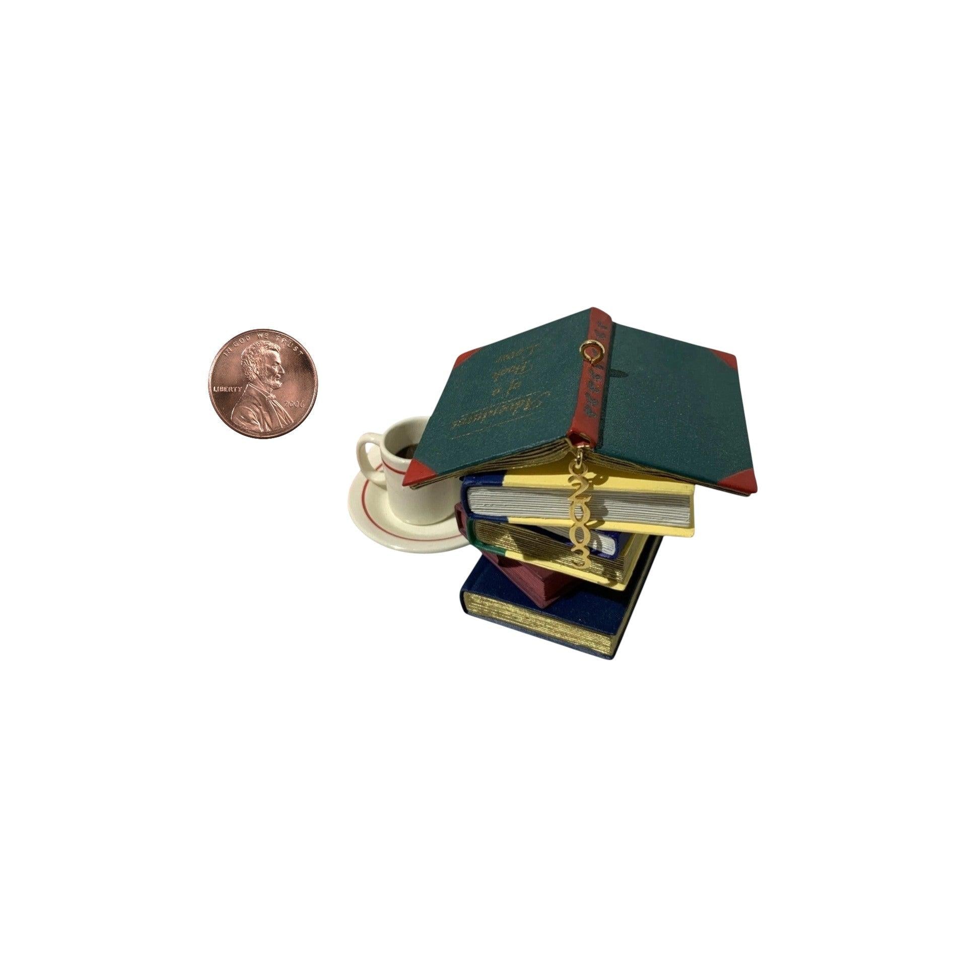 2003 Adventures of A Book Lover Hallmark Ornament (Book) QXG8589 Image3
