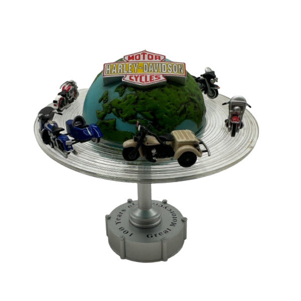2003 Around the World Hallmark Ornament (Harley-Davidson) QXI7489