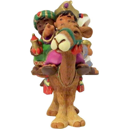 2003 Away to the Manger Hallmark Ornament (Nativity) QXG8669