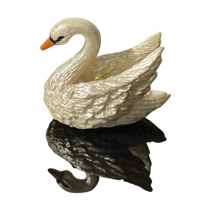 2003 Barbie Swan Lake Hallmark Ornament (Barbie) QXI8447 Image5