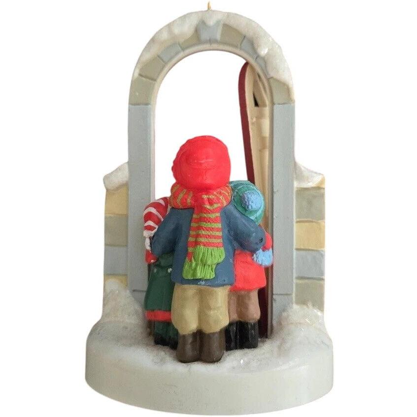 2003 Caroling at the Door Hallmark Ornament (Caroling) QXG8819