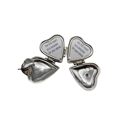 2003 Charming Hearts Hallmark Ornament (Charming Hearts) QXM4939