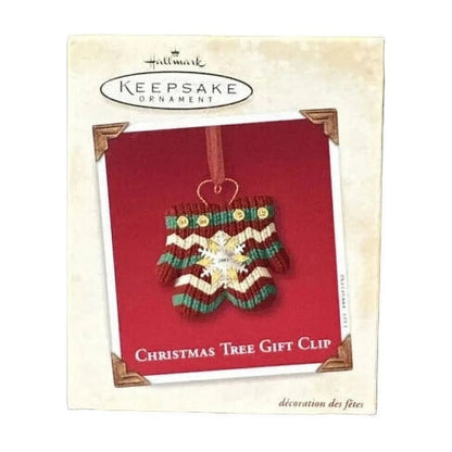 2003 Christmas Tree Gift Clip Hallmark Ornament (Mittens) QXG8637