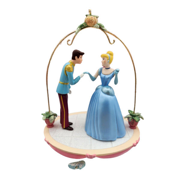 2003 Cinderella and Prince Charming Hallmark Ornament (Cinderella) QXD5139