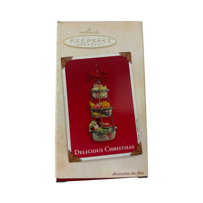 2003 Delicious Christmas Hallmark Ornament (Kitchen) QXG8657