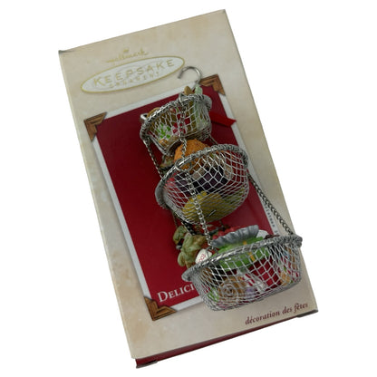 2003 Delicious Christmas Hallmark Ornament (Kitchen) QXG8657