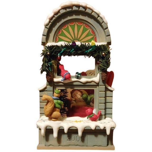 2003 Dreaming of Santa Hallmark Ornament (Christmas Window) QXC3003